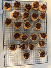 Load image into Gallery viewer, Pecan Short Bread Cookies
