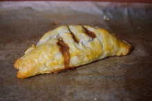 Load image into Gallery viewer, Apple Turnovers
